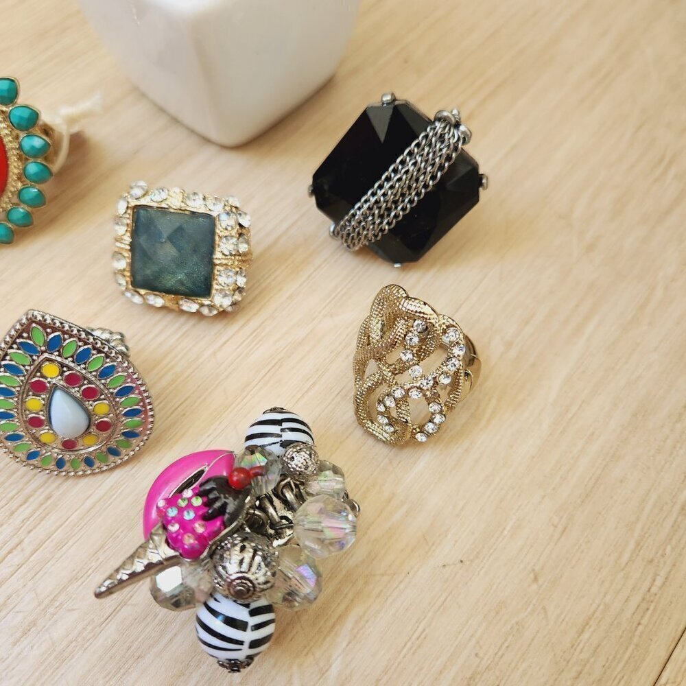 Statement Rhinestone Sparkly Bling Charms Stretch Rings Jewelry Lot of 7 - Picture 4 of 5